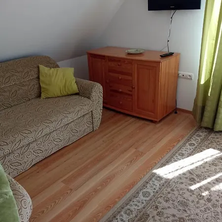 Dom Goscinny Oleni * Gaski (Koszalin)