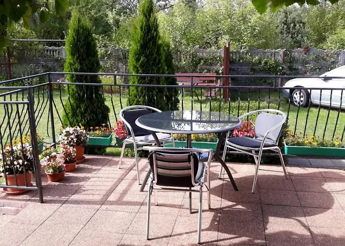 בית אירוח Oleni *